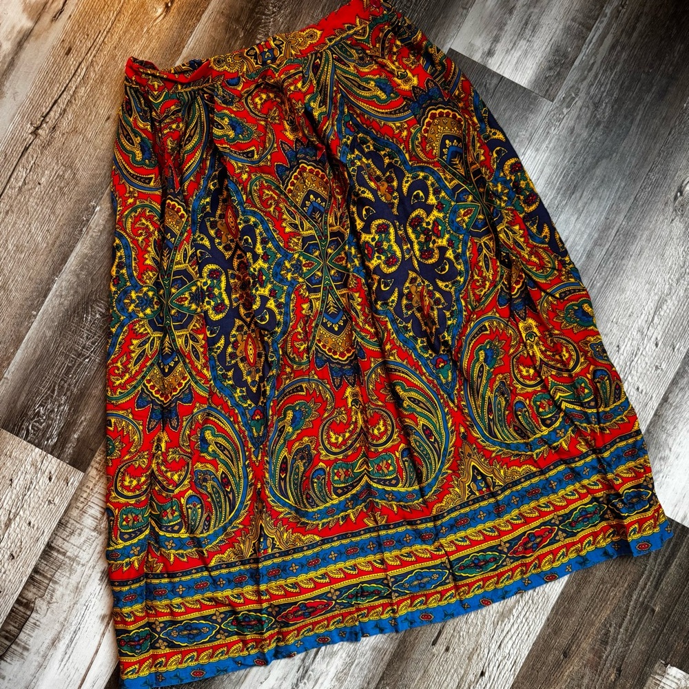 Vibrant Paisley Skirt, Vintage, A line, Bright Rayon